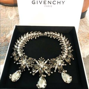 $3500 Givenchy Crystal & Pearl Collar Necklace.